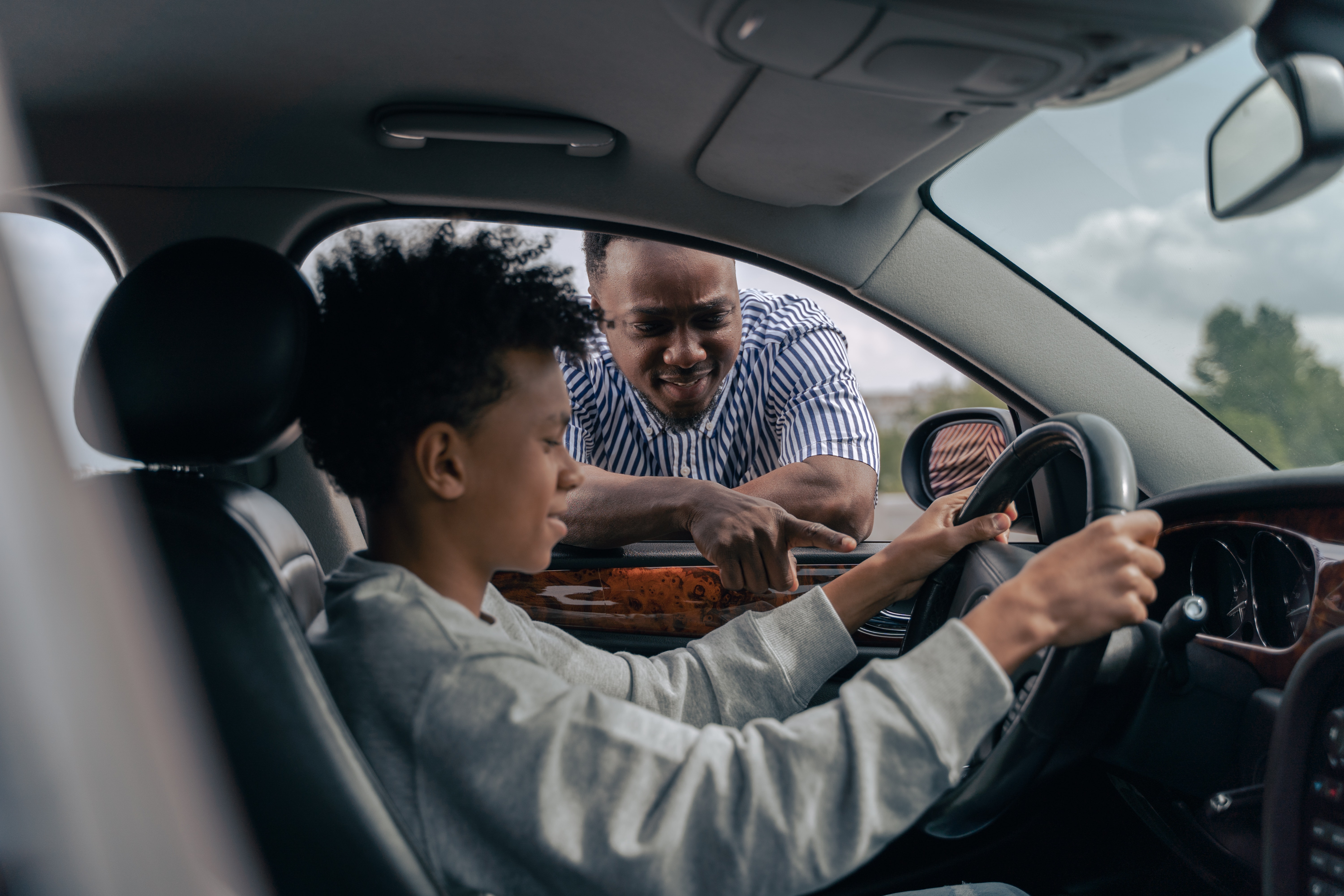 how to prepare your teenage driver for a safe back-to-school commute